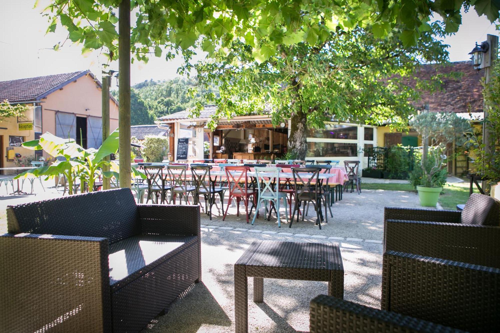 Camping La Ferme De Perdigat Limeuil Εξωτερικό φωτογραφία