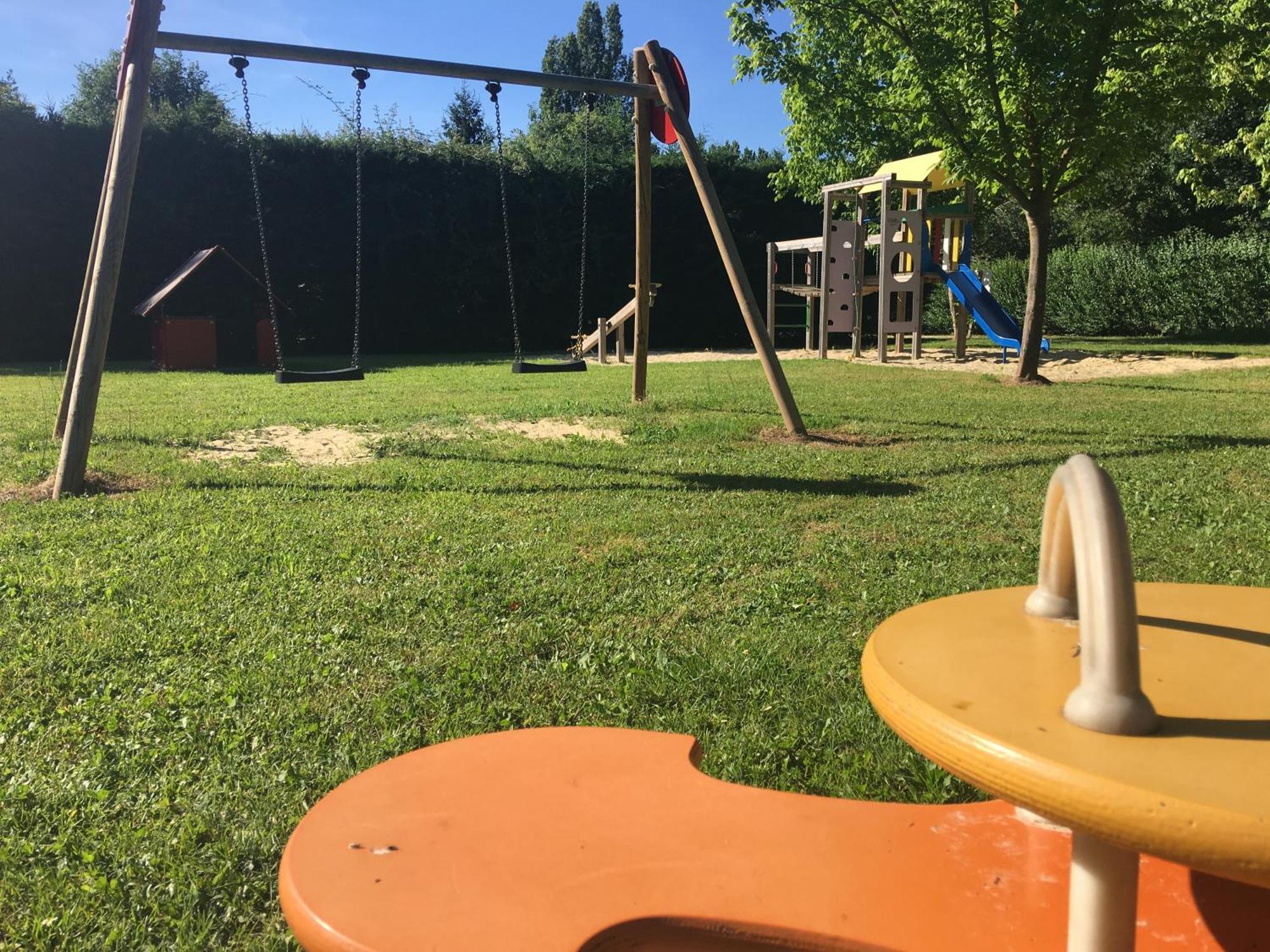 Camping La Ferme De Perdigat Limeuil Εξωτερικό φωτογραφία