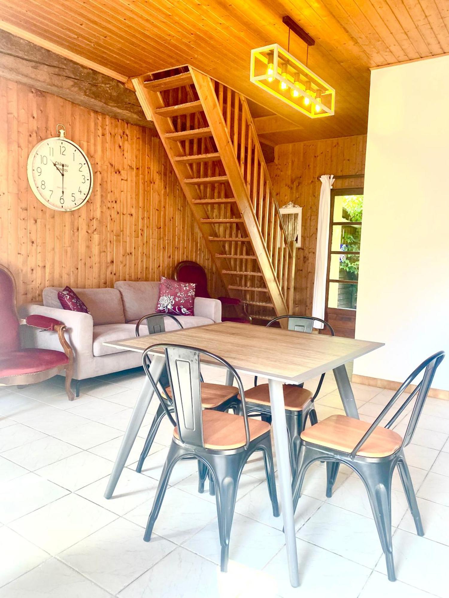 Camping La Ferme De Perdigat Limeuil Εξωτερικό φωτογραφία